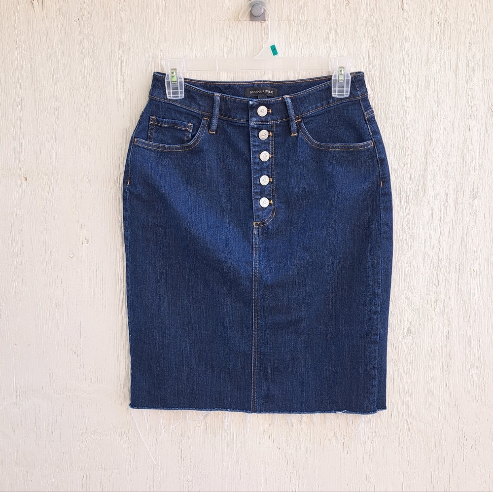 Banana Republic denim skirt